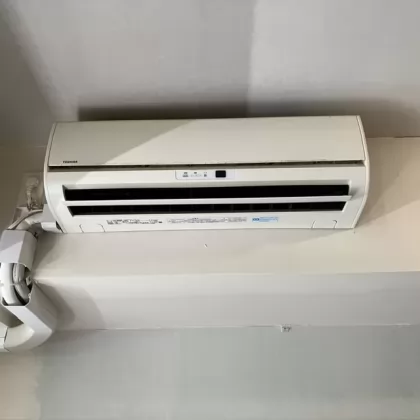 東京都目黒区 交換前のエアコン 東芝 RAS-361NAD