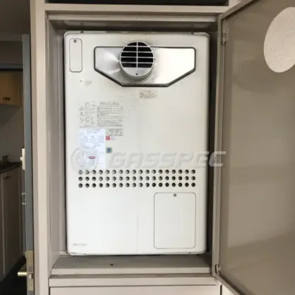 神奈川県横浜市南区 交換前の給湯器 ノーリツ GTH-2401AWX-T