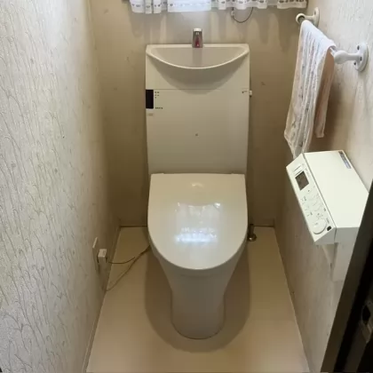 埼玉県川越市 交換前のトイレ LIXIL DT-385H