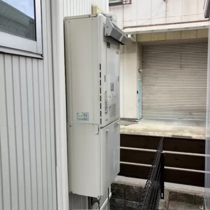 兵庫県尼崎市 交換前の給湯器 リンナイ RUFH-E2402SAW2-3
