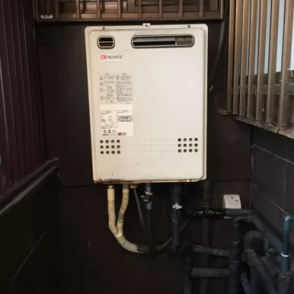 埼玉県蓮田市 交換前の給湯器 ノーリツ GT-1622SAWX