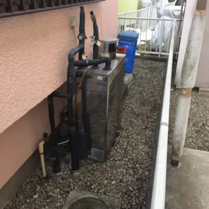 埼玉県加須市 交換前の給湯器 Asahi 品番不明