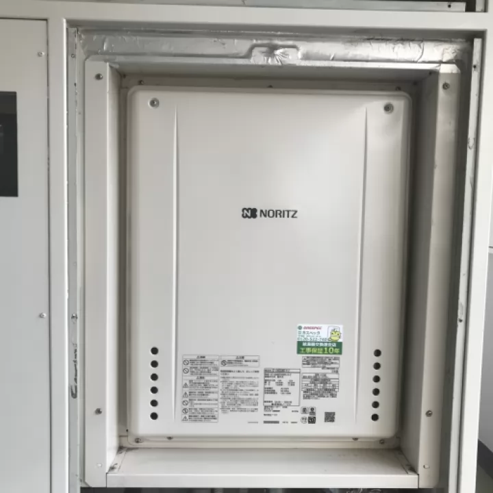 交換後の給湯器（ノーリツ GT-2460SAWX-H-2 BL）