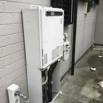 埼玉県蓮田市 交換前の給湯器 パーパス GX-2400AW