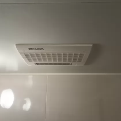 東京都北区 交換後の浴室乾燥機 マックス BS-133HM