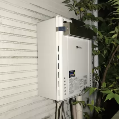 埼玉県鴻巣市 交換後の給湯器 ノーリツ GT-2460SAWX-2 BL