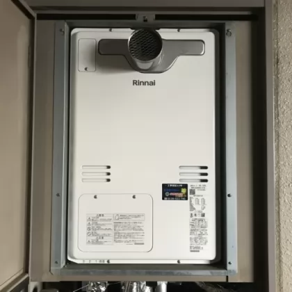 栃木県真岡市 交換後の給湯器 リンナイ RUFH-A2400AT2-3(A)