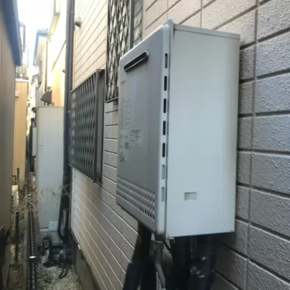 埼玉県蓮田市 交換前の給湯器 ノーリツ GT-2050SAWX