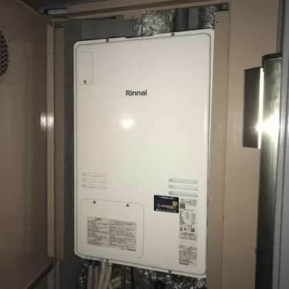 大阪府大阪市東成区 交換後の給湯器 リンナイ RUFH-A2400SAU2-3(A)