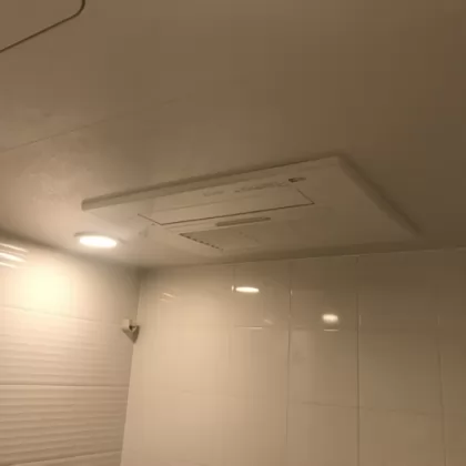 神奈川県川崎市中原区 交換後の浴室乾燥機 リンナイ RBH-C4101K2P(A)