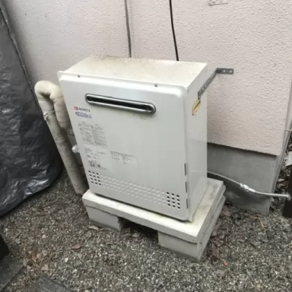 埼玉県日高市 交換前の給湯器 ノーリツ GRQ-C2452AX