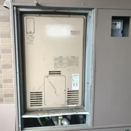埼玉県さいたま市緑区 交換前の給湯器 リンナイ IT-368RSA-AW3Q