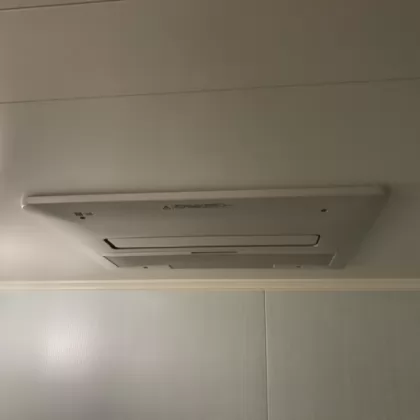 神奈川県横浜市戸塚区 交換後の浴室乾燥機 ノーリツ BDV-4106AUKNC-J3-BL