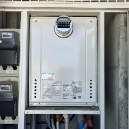 埼玉県坂戸市 交換後の給湯器 ノーリツ GT-2470SAW-T BL