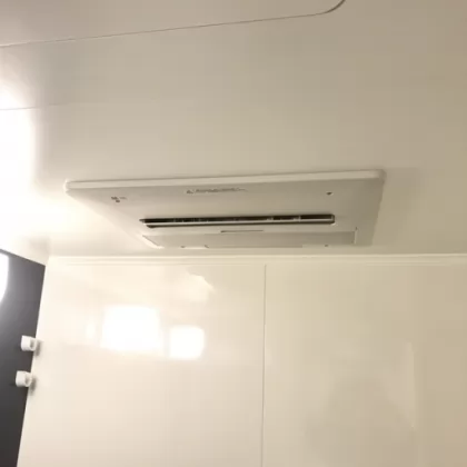 大阪府箕面市 交換後の浴室乾燥機 ノーリツ BDV-4106AUKNC-J3-BL