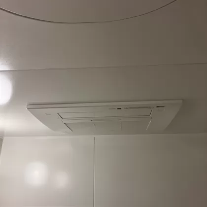 大阪府和泉市 交換後の浴室乾燥機 リンナイ RBH-C4102K3P