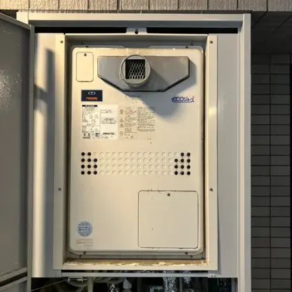 大阪府大阪市福島区 交換前の給湯器 ノーリツ GTH-C2440SAWX6H-T