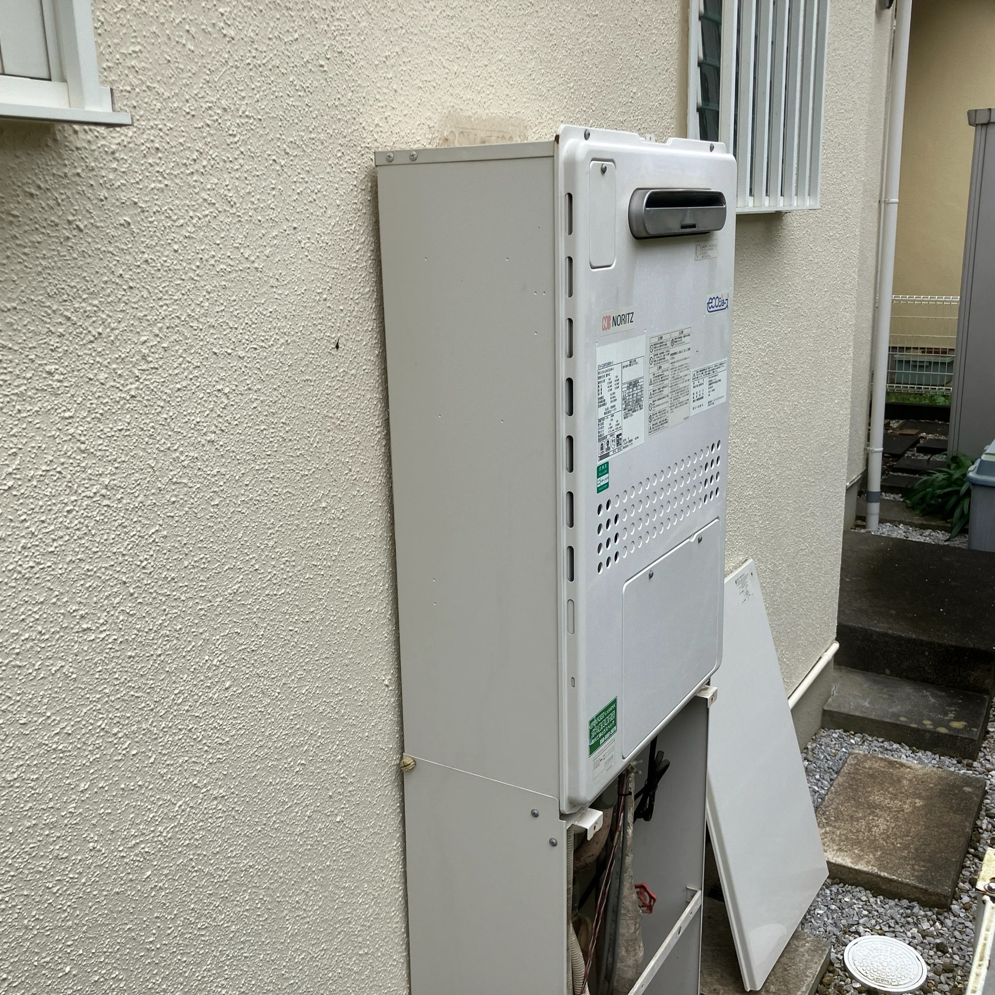 GTH-C2443SAW3H-3