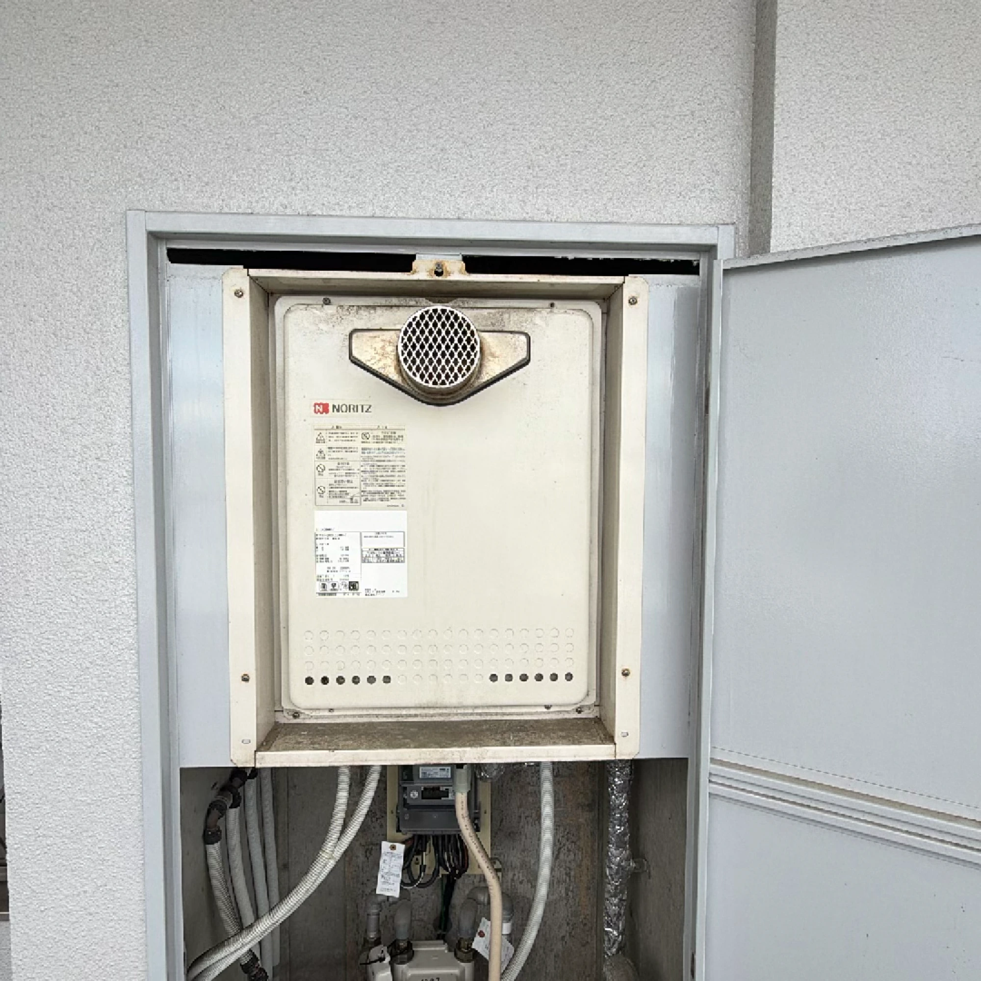 GT-2428AWX-T BL