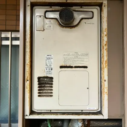 埼玉県さいたま市北区 交換前の給湯器 リンナイ RUFH-V2400SAT2-3