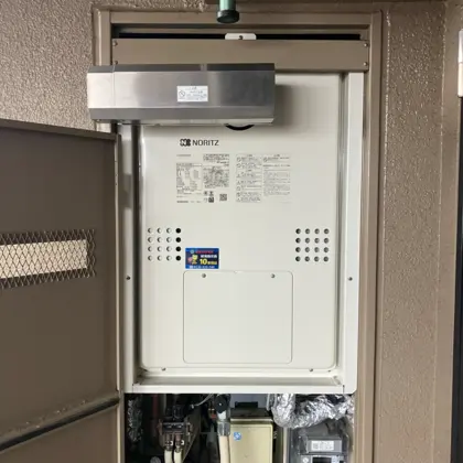 大阪府大阪市城東区 交換後の給湯器 ノーリツ GTH-2454SAWD-T BL
