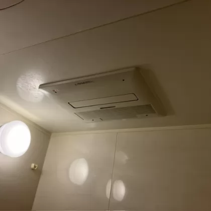 神奈川県横浜市港北区 交換後の浴室乾燥機 ノーリツ BDV-4106AUKNC-J3-BL