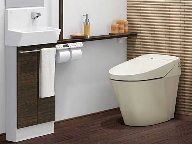サティスSと収納キャビネットのトイレ空間