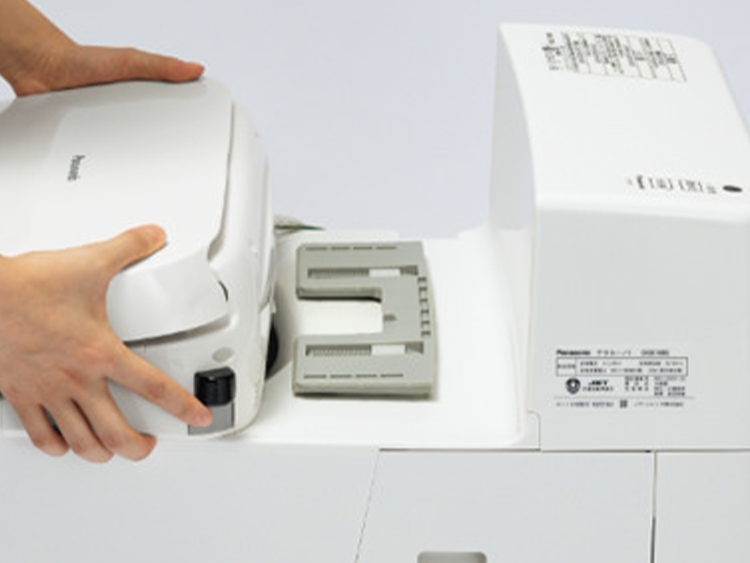 本体・便ふたワンタッチ着脱